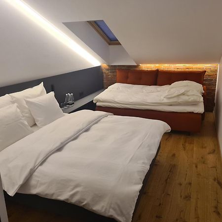 Dunten Hotel Талин Екстериор снимка
